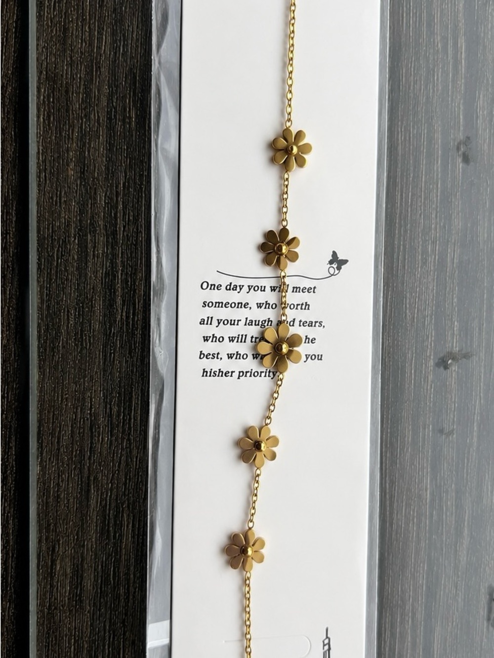 Gold Daisy Link Bracelet - Floral Chain Accent